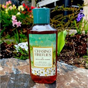 Chasing Fireflies body wash with Pro-vitamin B5 and aloe 295 ml